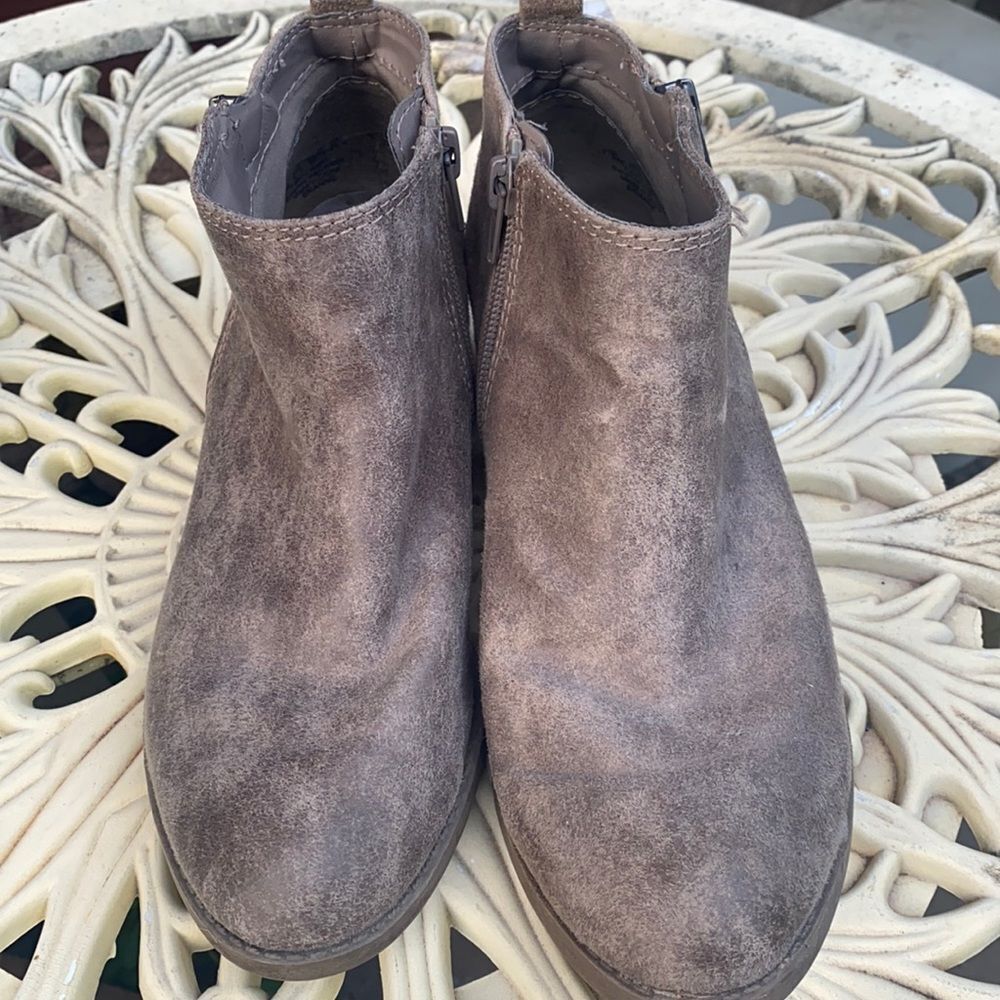 Carlos Santana booties sz. 6.5